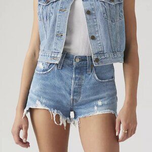 Levi's 501 Original Fit High Rise Women's Shorts (Oxnard Athens - size 27)